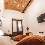 Atlas Apartment In The Center